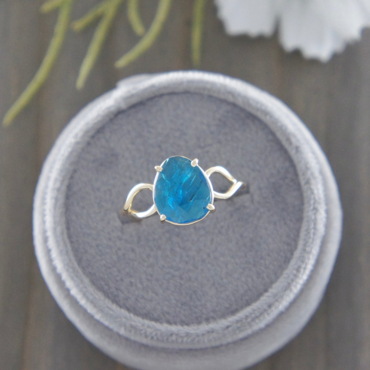 Yellow Gold Apatite Ring