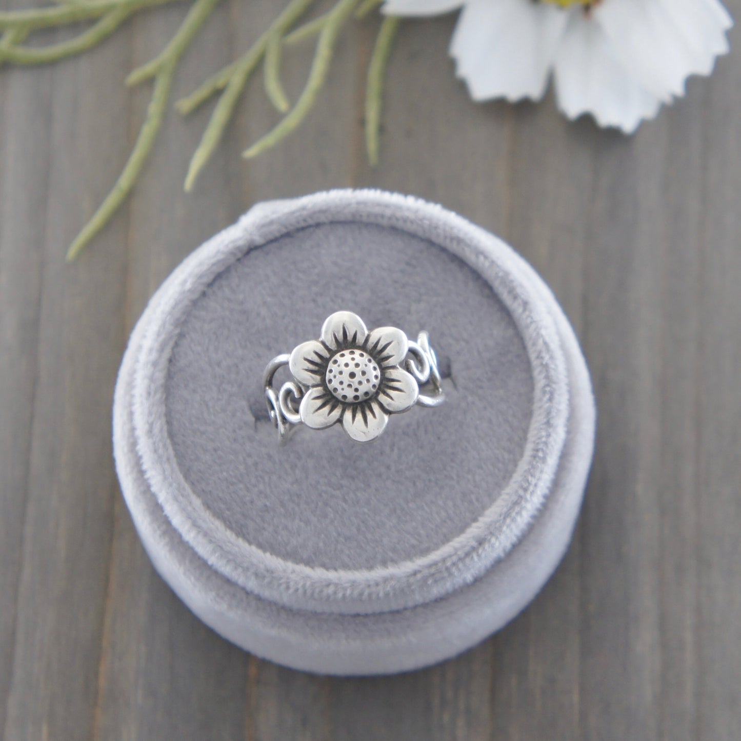 Sterling Swirl Flower Ring