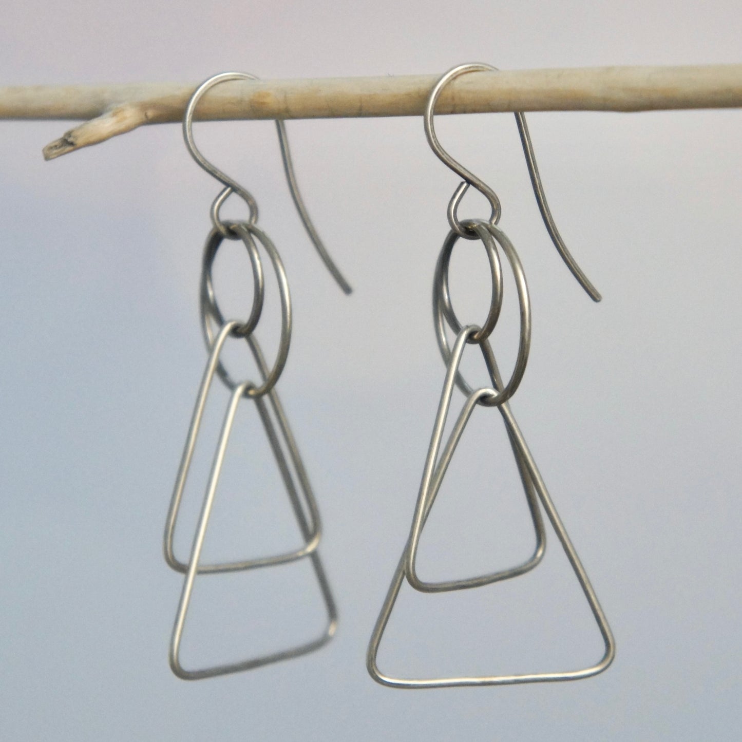 Repeating Round and Triangle Dangles
