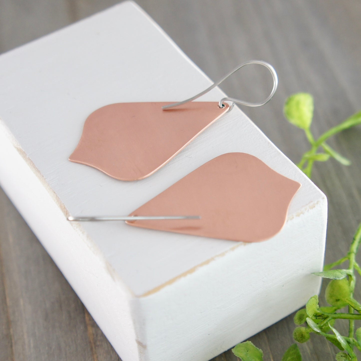 Copper Floral Wide Arabesque Earrings
