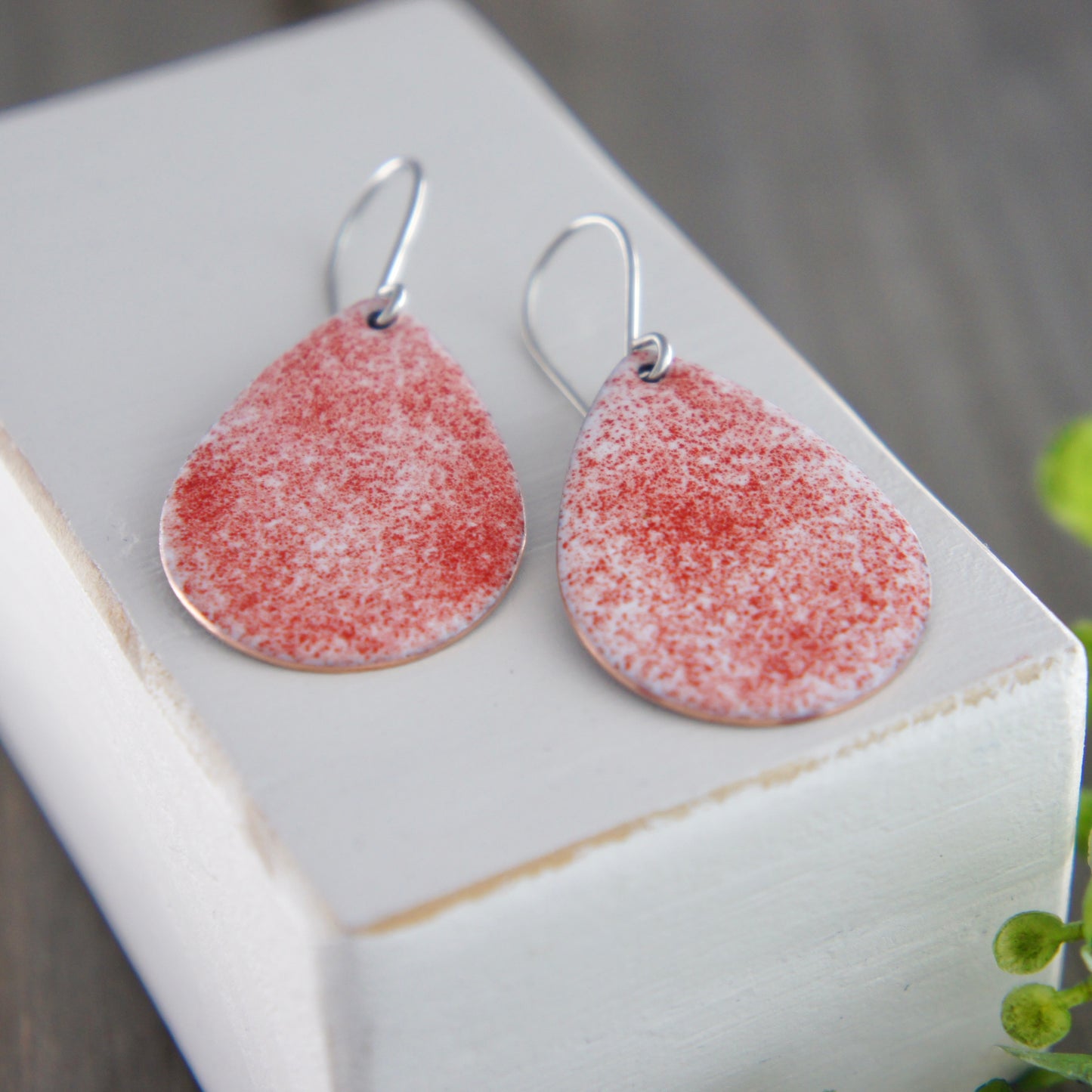 Red Speckled Teardrop Enamel Earrings