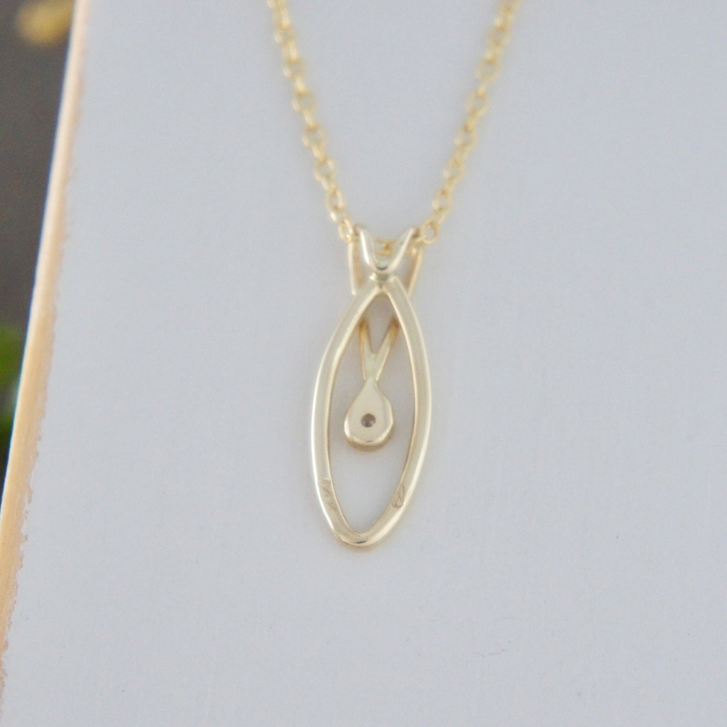 Open Marquise Yellow Gold Wire Necklace With Diamond