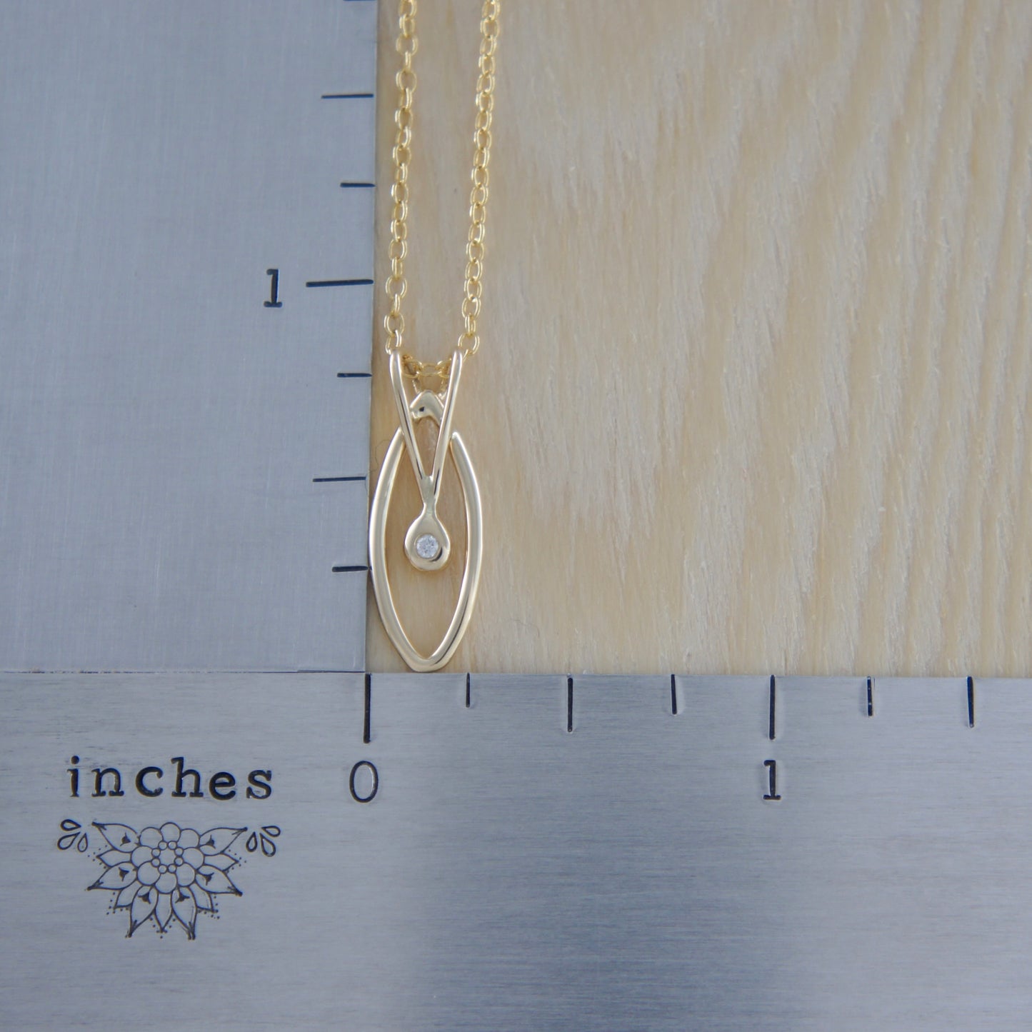 Open Marquise Yellow Gold Wire Necklace With Diamond