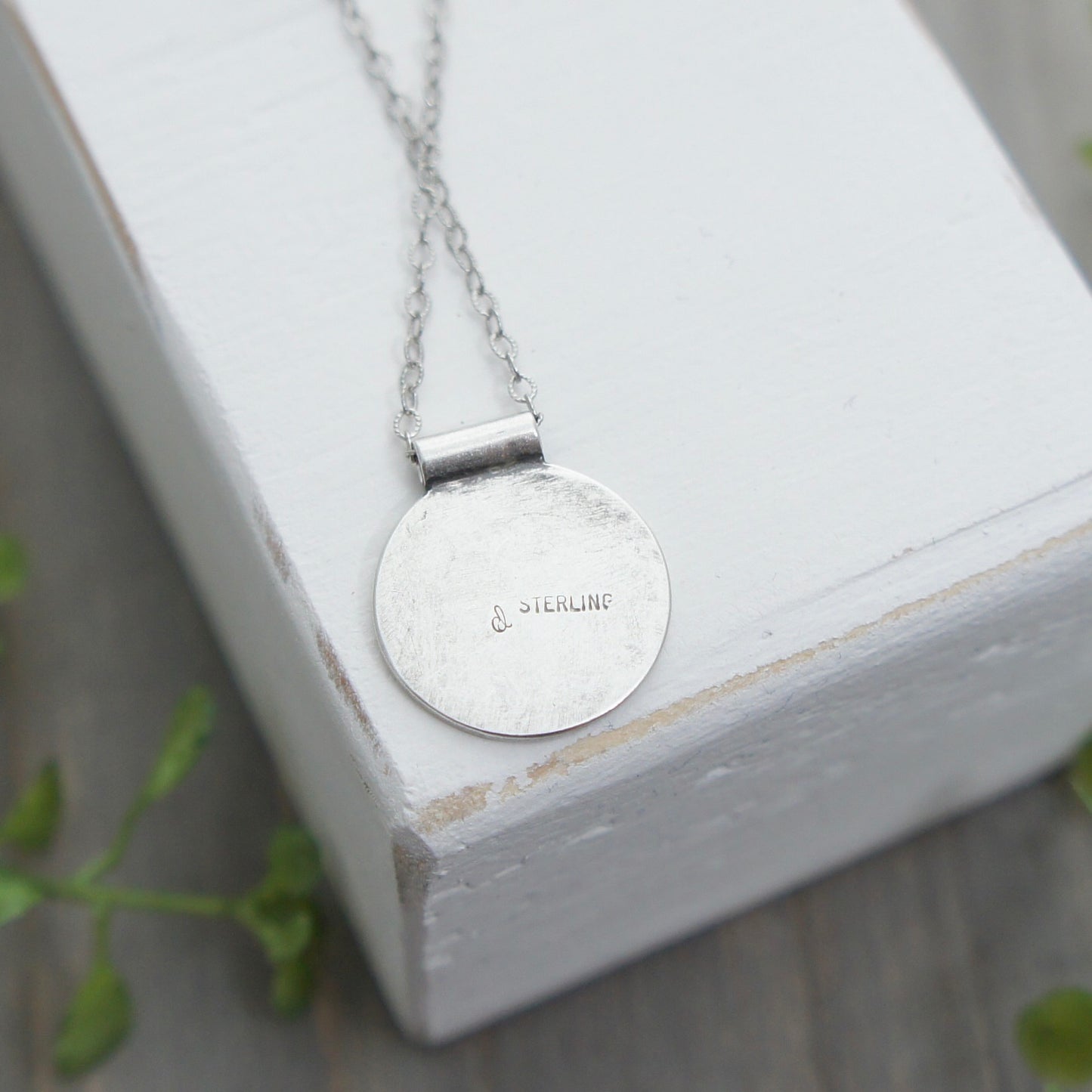 Sterling Silver Retro Daisy Necklace