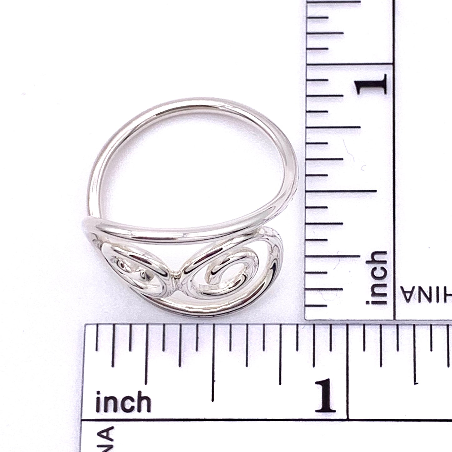 Sterling Silver Hugging Swirl Ring