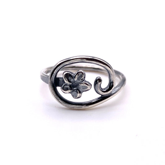 Sterling Silver Swirl Surrounding Flower Ring