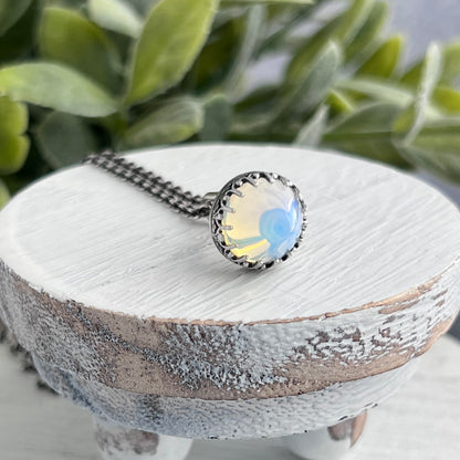 Decorative Drop Necklace with Cone Stone