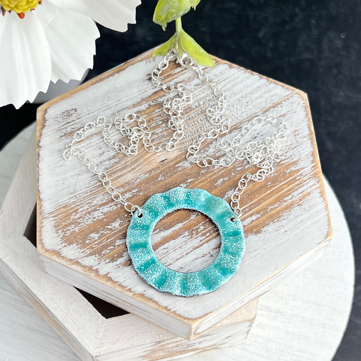 Enamel Wavy Open Circle Stationary Necklace