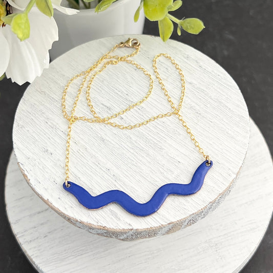Enamel Wavy Bar Necklace